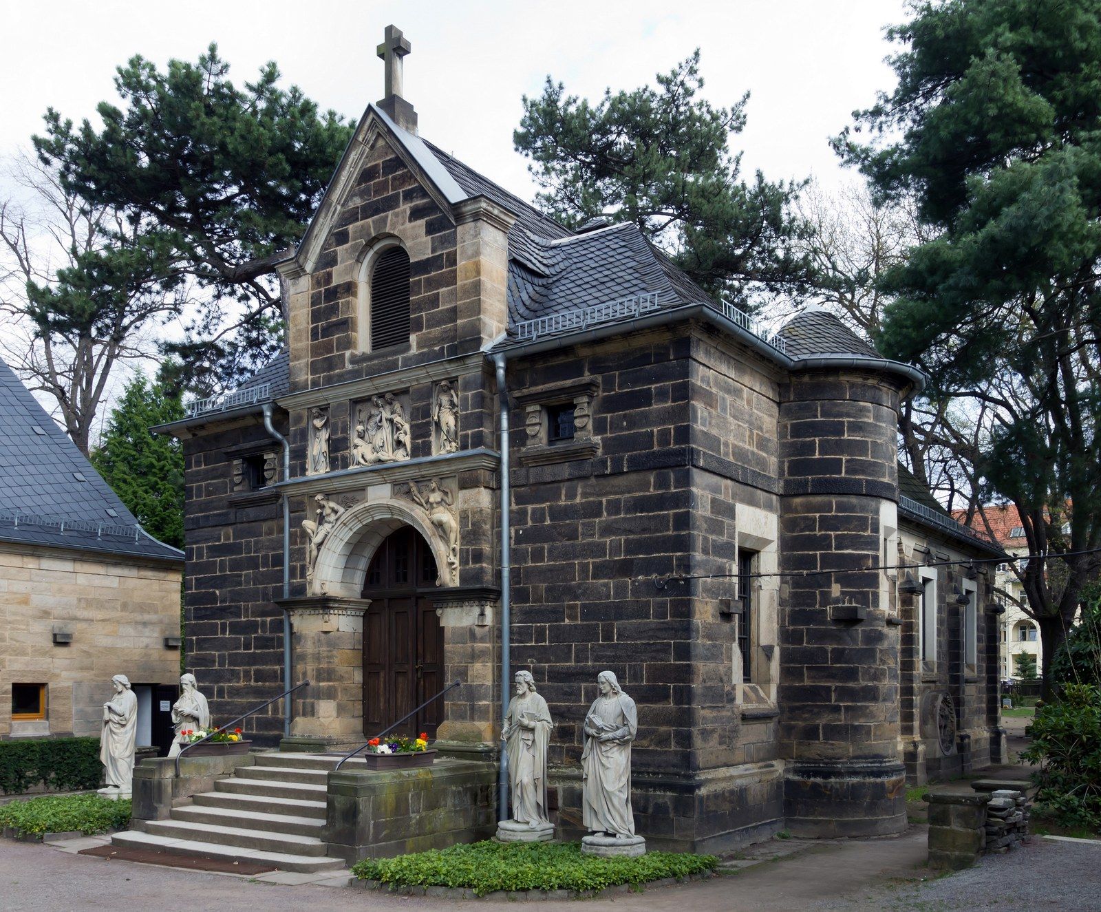 Kapelle des Striesener Friedhofs – Striesener Friedhof